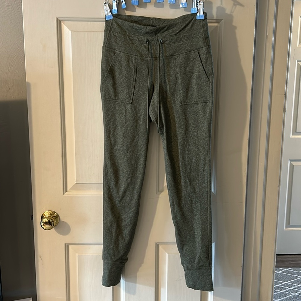 Old Navy size Small Green
